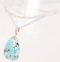 Türkiz függő láncon /
turquoise pendant with nacklace