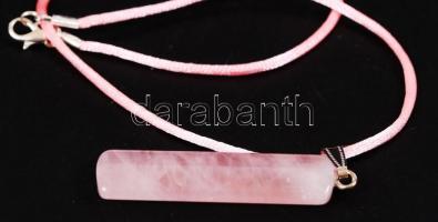 Rózsakvarc függő textil láncon /
rose quartz pendant with nacklace