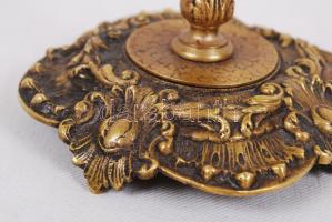 Antik kétágú gyertyatartó, réz, gazdagon díszített, m:25 cm, h:17 cm