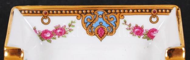 Limoges-i porcelán hamutál aranyozott díszítéssel, jelzett, 8x6 cm