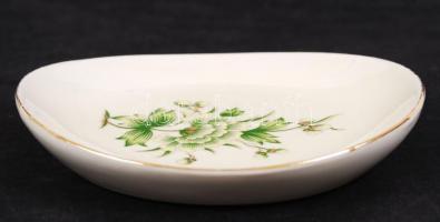 Hollóházi zöld virágos porcelán tálka aranyozott széllel, jelzett, 12x10 cm