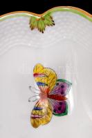 Herendi Viktória mintás tál, kézzel festett, jelzett, festés hibával, 25×25 cm, m:9 cm