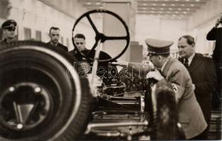 Adolf Hitler, car, photo (gluemark)