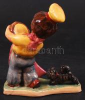 Bereznay W Vilma: Inas a kis pulival. Festett kerámia, jelzett, hibátlan, m:15 cm, h:12 cm