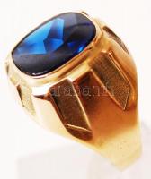 Arany (Au.) 14K pecsétgyűrű, szintetikus csiszolt kővel, jelzett, méret:63, bruttó:11,7 g / Gold rin...