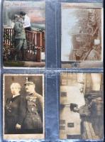 12 db régi, első világháborús képeslap tokban, benne több fotó / 12 WWI military postcards in case, ...