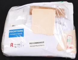 Címkék, ragjegyek, levélzárók, gépbélyegek, díjjegyes kivágások