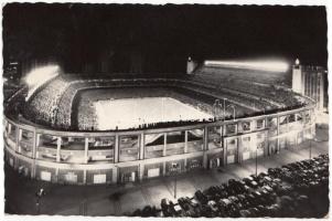 1959 Képeslap a Real MAdrid stadionról Puskás Ferenc és  Waldir Pereira Didí saját kezű aláírásával ...
