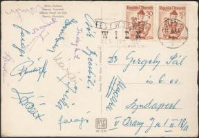 1954. 04. 13. Az Aranycsapat tagjai által aláírt képeslap. Az osztrákok elleni meccs az egyike annak a négynek, ahol a legendás összeállításban játszott a csapat