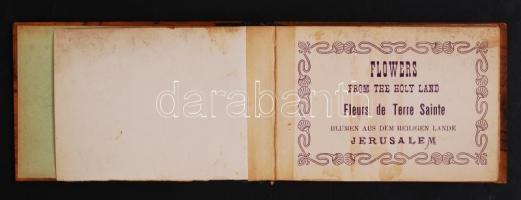 cca 1900 A Szentföld képei és virágai fa-borítású füzet a 14 képpel és szárított virágokkal. / Flowe...