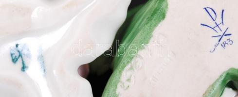 Herendi és egy Ens rózsa, apró sérülésekkel, jelzettek, kézzel festettek, 5×7 cm