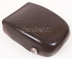 Leningrad 2 típusú fénymérő bőr tokjában  /
Light meter in leather case