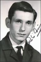 Gedó György (1949-) olimpiai bajnok ökölvívó, edző aláírása a róla készült fotón