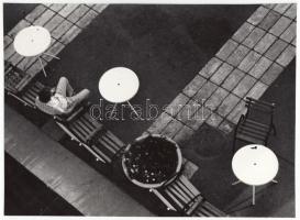 cca 1980-1990 Ismeretlen szerző: Teraszon, 17x23 cm