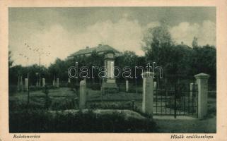 Balatonarács Hősök emlékoszlopa