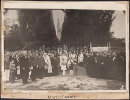 cca 1930-1940 Mária-Remete egyházi ünnep, kartonra ragasztott fénykép, 13x18 cm