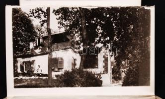 cca 1940 Barasits fotó: Fonyód, 10 db 4,5x8 cm-es képet tartalmazó eredeti fénykép leporellóba hajto...