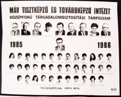 cca 1940-1950 Katonai csoportképek, 2 db, 18x13 24x18 cm-es méretben, 1 db MÁV Tisztképző és Továbbk...