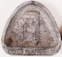 2 db fém hamutál "Weiss Manfréd R.T." és "Gyula" felirattal