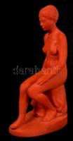 Kiss László (1949-): Ülő női akt. Terrakotta, jelzett, hibátlan, m:26 cm
