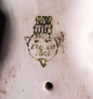 Zsolnay gombolyagos cica, kézzel festett, jelzett, hibátlan/ Zsolnay chinaware figure 11 cm