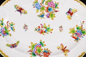 Herendi Viktória mintás ovális kínálótál, kézzel festett, jelzett, hibátlan, 38,5×28,5cm