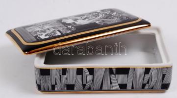 Szász Endre által tervezett Hollóházi jelzett porcelán doboz hibátlan állapotban / Faces designed by...