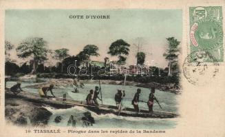 Tiassalé pirogue on Bandama River (fa)