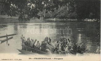Franceville pirogues