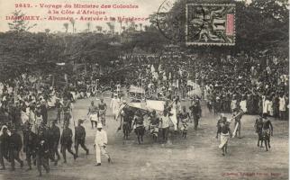 Abomey travelling of the Colonial Secretary,  arriving to the residence, folklore