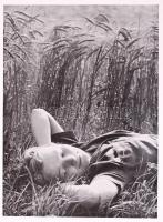 Németh József: Leica felvételek. A szerző 130 felvételével. Bp., 1944, Athenaeum. Kiadói egészvászon...