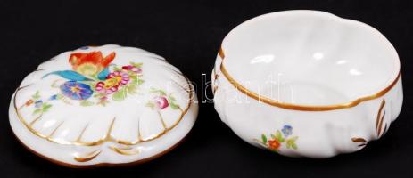 Herendi virágmintás porcelán bonbonier, hibátlan, jelzett, d: 7,5 cm