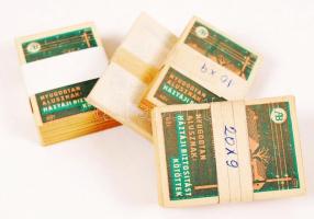 cca 3000 db külföldi és magyar gyufacímke kötegelve /
match label collection