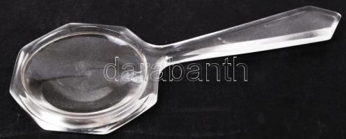 Műanyag nagyító, a nagyítórész középen karcolással, h: 16 cm, d: 5 cm