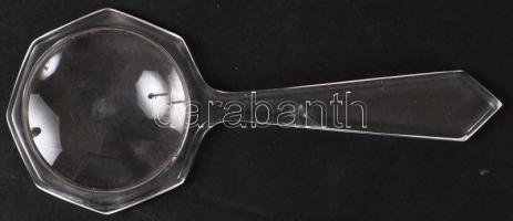 Műanyag nagyító, a nagyítórész középen karcolással, h: 16 cm, d: 5 cm