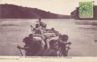 Haut-Ogooué, Adouma people, pirogue