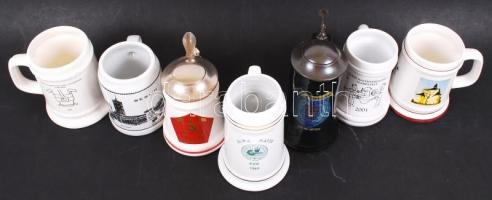 7 db, többségében kerámia (2 db porcelán, 2 db fém fedéllel) söröskorsó