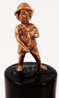 2 db mini réz asztali mellszobor (Pisilő kisfiú, Ferenc József)