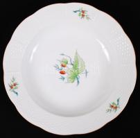 Herendi csipkebogyó mintás 6 személyes komplett étkészlet tálakkal, leveses tállal, sótartóval szép ...