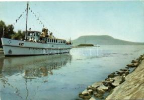 Balaton - hajók: 15 db modern képeslap / Lake Balaton - ships: 15 modern postcards