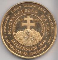 1996. "A Haza Építéséért Emlékérem - Magyarország Halma" aranyozott fém emlékérem (42,5mm)...