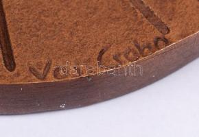 Vass Csaba (1950-): Fülhallgatós lány. Bronz plakett, két oldalas, jelzett, d:9,5 cm