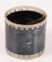 Mérges Mackó pórul jár, fekete-fehér, szépen rajzolt diafilm