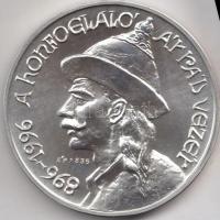Tóth Sándor (1933-) 1996. "896-1996. A honfoglaló Árpád Vezér" Ag emlékérem (43.54g/0.835/...
