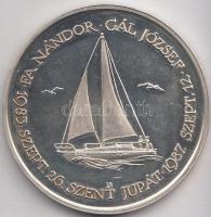 Lapis András (1942-) / Szabó Géza (1939-) 1987. "MÉE Székesfehérvár / Szent Jupát" Ag emlé...