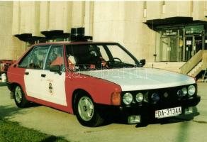 30 db modern, autó motívumú képeslap / 30 modern, car motive cards