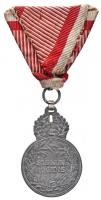 1917. "Károly Ezüst Katonai Érdemérem" hadifém kitüntetés hadiszalagon T:3
Hungary 1917. &...