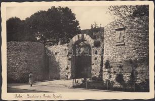 Pola Bastino, Porta Ercole / gate of Hercules