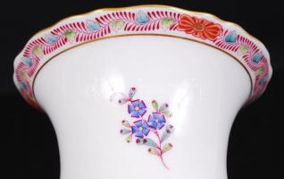 Herendi virágos mintás kis váza, kézzel festett, jelzett, hibátlan, m:14,5 cm