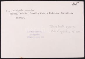 cca 1940-1945 A MAC vízilabda csapata hátoldalon nevek felsorolásával, 17x11 cm